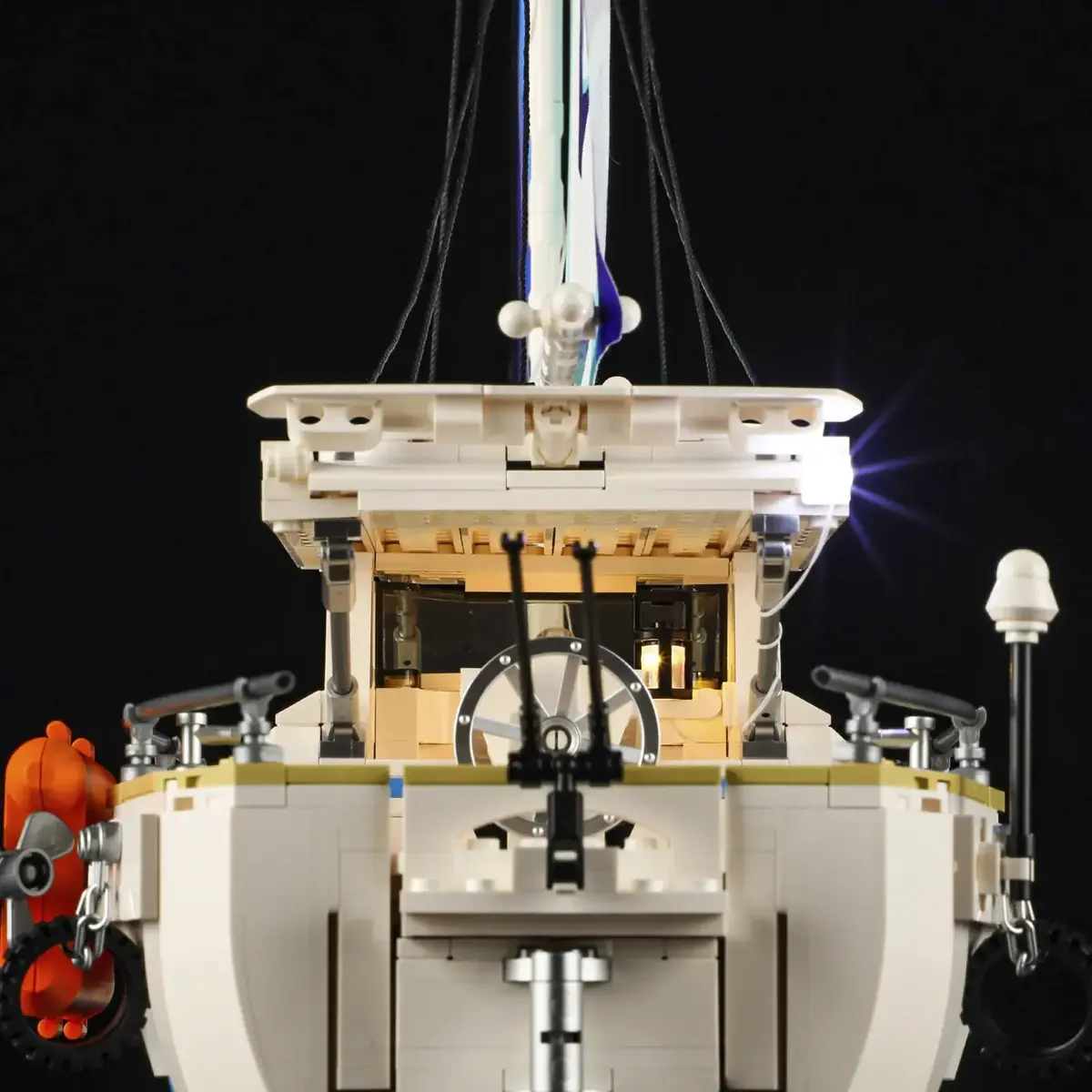 Lumibricks The Sailboat: La Brise construction toy Photo 4
