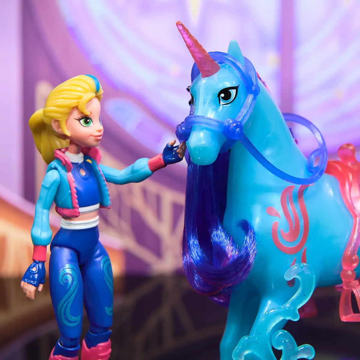Игровая фигурка Spin Master Unicorn Academy Изабель Photo 5
