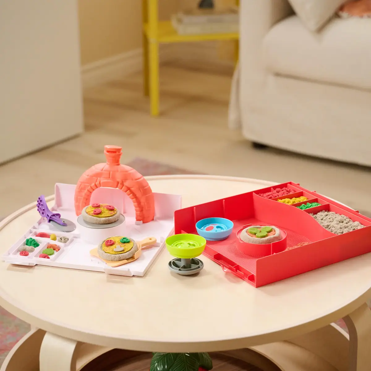 Spin Master Kinetic Sand Squish Pizza Set Photo 5
