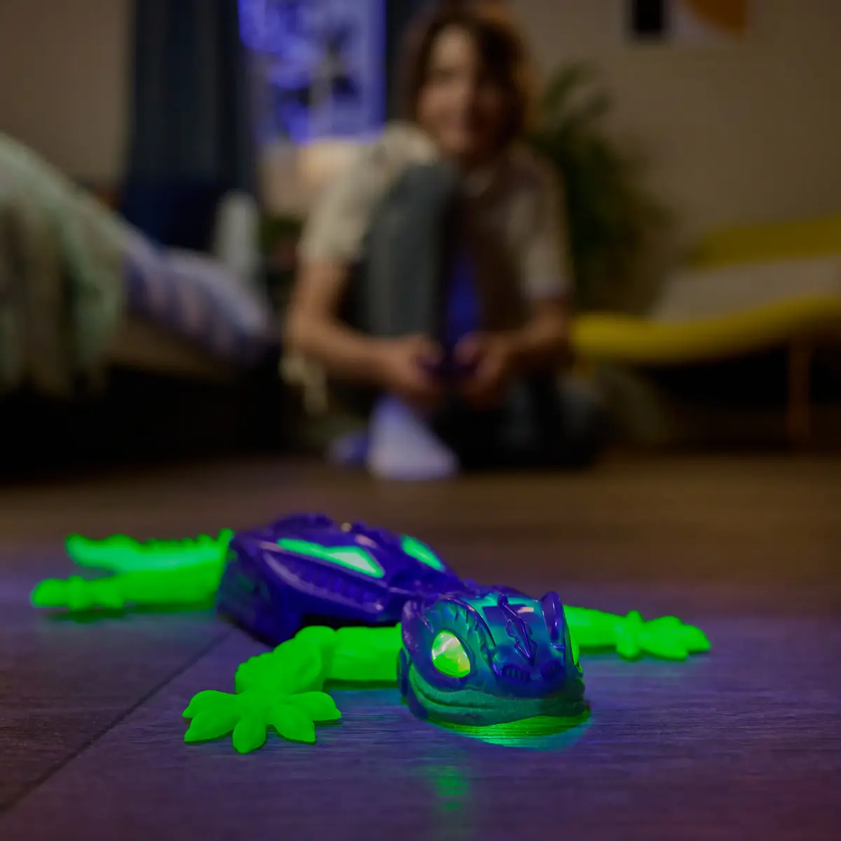 Spin Master Hex Bots геккон‑летун, светящийся в темноте Photo 4