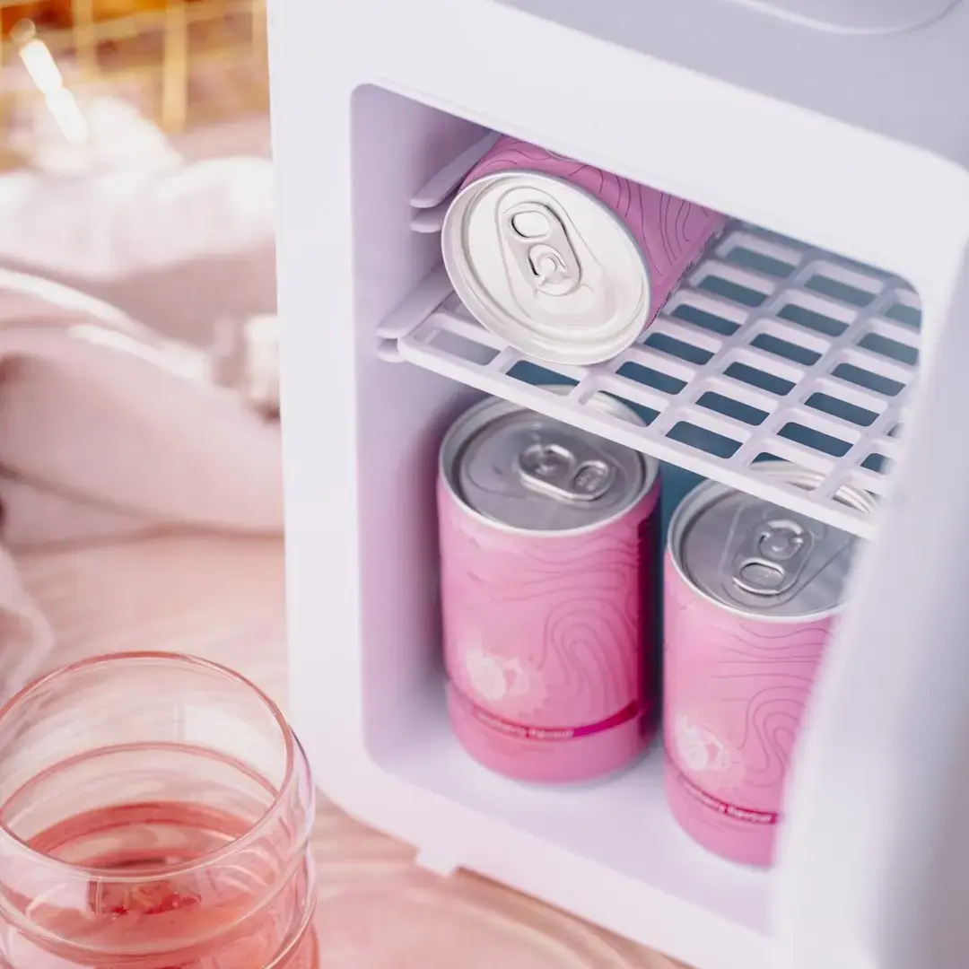 Adler AD 8084w mini fridge Photo 12