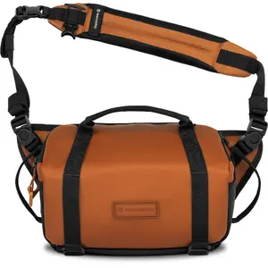 Fotorīku soma Wandrd Rogue Sling 6L — 6 l ietilpība, krāsa Sedona Orange