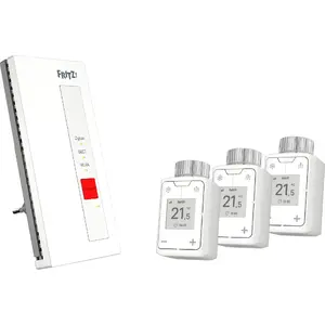FRITZ Smart Gateway with 3x DECT 302 radiator controllers (BUAVM01)