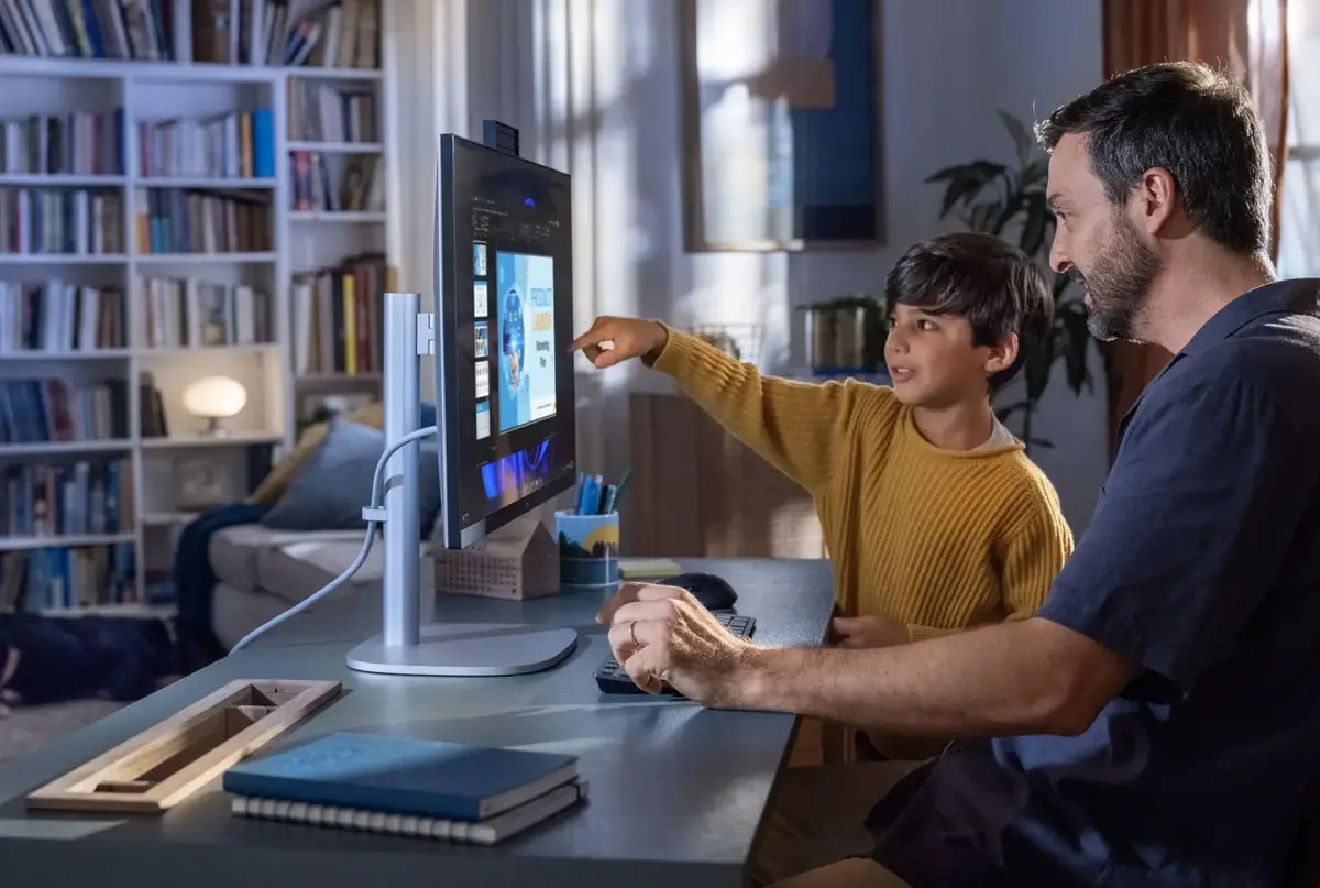 HP EliteStudio 8 AiO G1i Ultra 5 235 — 27" All-in-One Photo 11