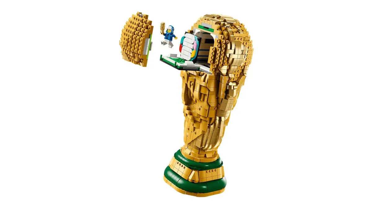 LEGO Editions Sports 43020 FIFA trofejas modelis Photo 4