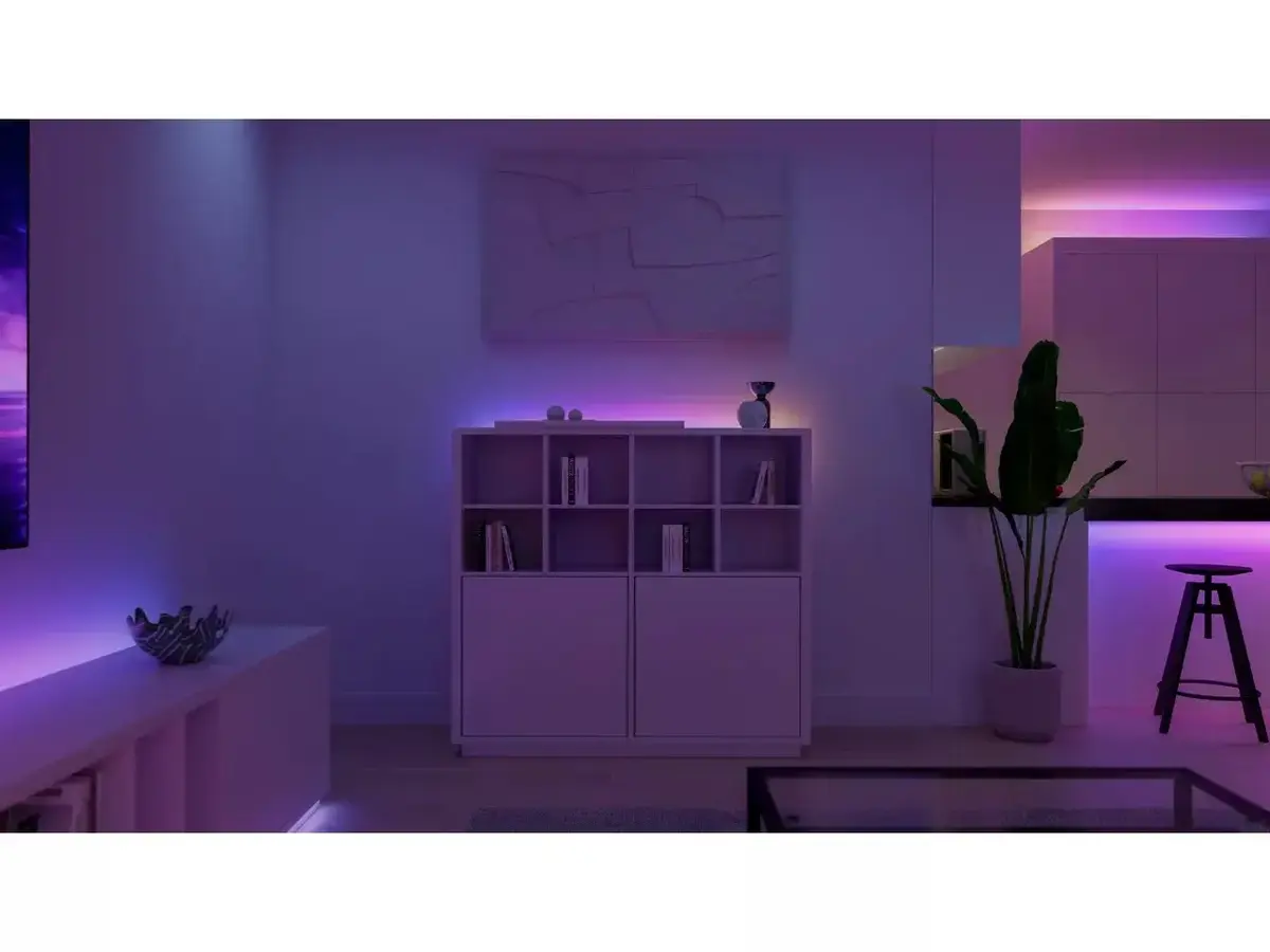 Philips Hue smart lighting product — compact unit Photo 7