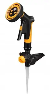 Sprinkler Fiskars Comfort model 1070830 — adjustable garden impact sprinkler