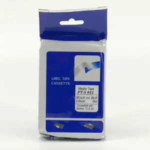 Lentes kasetė No name PT-S441 — nesaistīta, melns teksts uz sarkanas pamatnes, 18 mm × 8 m