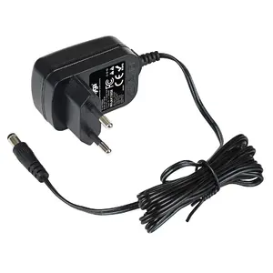 Power adapter/inverter Akyga AK-TB-08 — indoor 110–240V, 5W, black, 1.4m cable