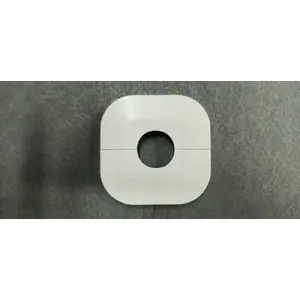 Balta dalītā rozete KERAMAG FI16 plastmasa 50/50/7 mm cauruļām un vadiem