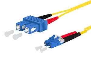 Оптический кабель Metz 151P1EOJO30E, 3 м, G.657.A2, SC—LC, 9 мкм, полнодуплексный, I‑V(ZN) H, жёлтый