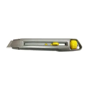 Utility knife AWTools AW29003 — handheld cutting tool, weight 182 g