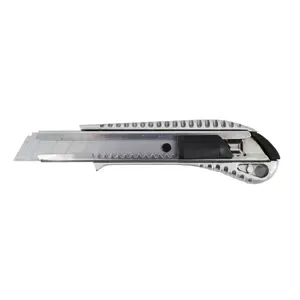 Utility knife AWTools AW29004 — lightweight 92 g pocket cutter