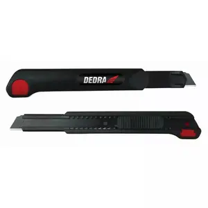 Utility knife Dedra M9045 — handheld cutting tool, 1 pc