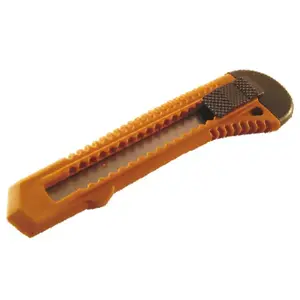 Utility Knife Painto Standard 18mm with Breakaway Blades NOZ10010