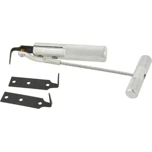 Glass cutting knife GEKO G02701 with replaceable blades for scoring and cutting glass