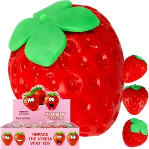 Антистресс-игрушка Mega Creative Клубника