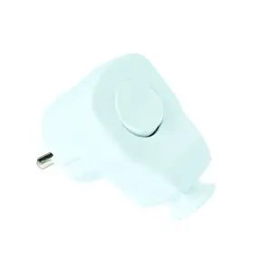 Leņķa kontaktdakša ar zemējumu PCE 9002215 16A IP20 ar slēdzi 0-1, balta
