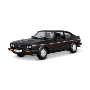 Модель городского автомобиля Bburago Ford Capri GT (1982), предсобранная, масштаб 1:24, вес 425 г, упаковка 240×127×100 мм