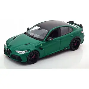 Metāla mēroga modelis Bburago Alfa Romeo Giulia GTA 1:18 zaļš