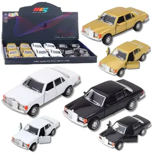 Die-cast Classic Toy Car LEANToys 23144 — metal body, lights, sound, opening doors