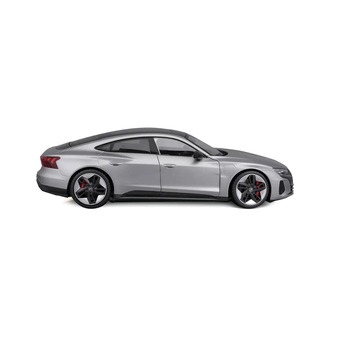 BBURAGO Audi RS e-tron GT 22 1:18 модель Photo 10