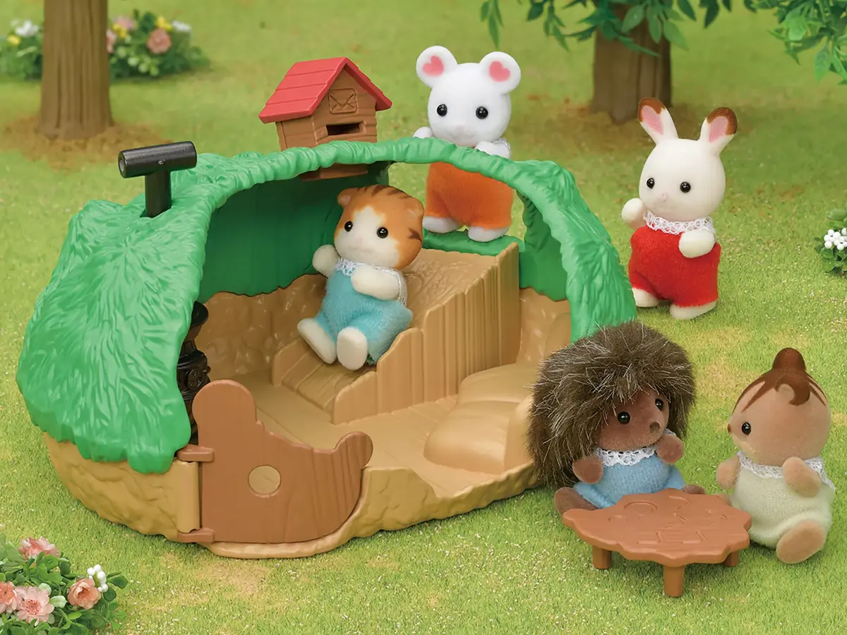 Epoch Sylvanian Families Baby Hedgehog Hideout Photo 8