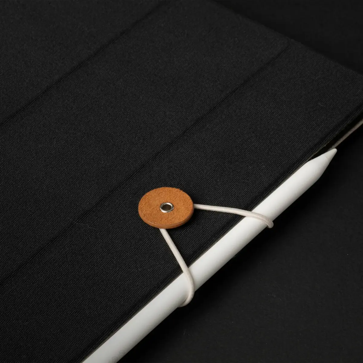 Native Union W.F.A FOLIO-BLK-13 Photo 6