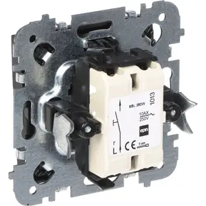 Push Button Switch ELEKTROPLAST SANTRA/4114-19/EPN — single momentary 250V 10A