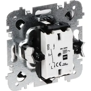 Single-pole switch ELEKTROPLAST SANTRA/4110-10/EPN 250V 10A — wall-mounted electrical switch