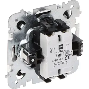 Wall crossover switch ELEKTROPLAST SANTRA/4115-10/EPN 250 V 10 A — single-pole flush-mounted switch