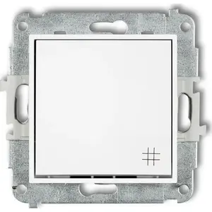 Wall-mounted cross switch Karlik MWP-6 white — single-gang mechanical cross/intermediate switch