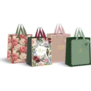 Large gift bag INTERDRUK 33×46×10 cm, gold mix