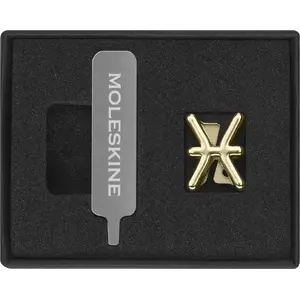 Pin badge Moleskine MOLESKINE MS-856095 — enamel fish design, gold finish