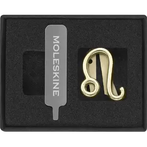 Pin badge Moleskine MOLESKINE lion gold – enamel metal collector's accessory