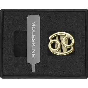 Pin badge Moleskine MS-856019 — metal lapel pin, gold finish