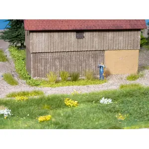 Grass Tufts XL pack 84 pcs — NOCH (brown/green) for dioramas and model scenery