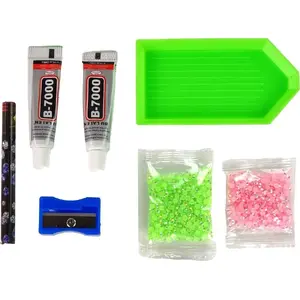 LEANToys DIY Diamond Reindeer 3D Keychain Kit, Green, Model 13048