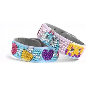 Derform craft kit Zest Kreat bracelets diamond Sweet Kidea — children's bracelet-making set