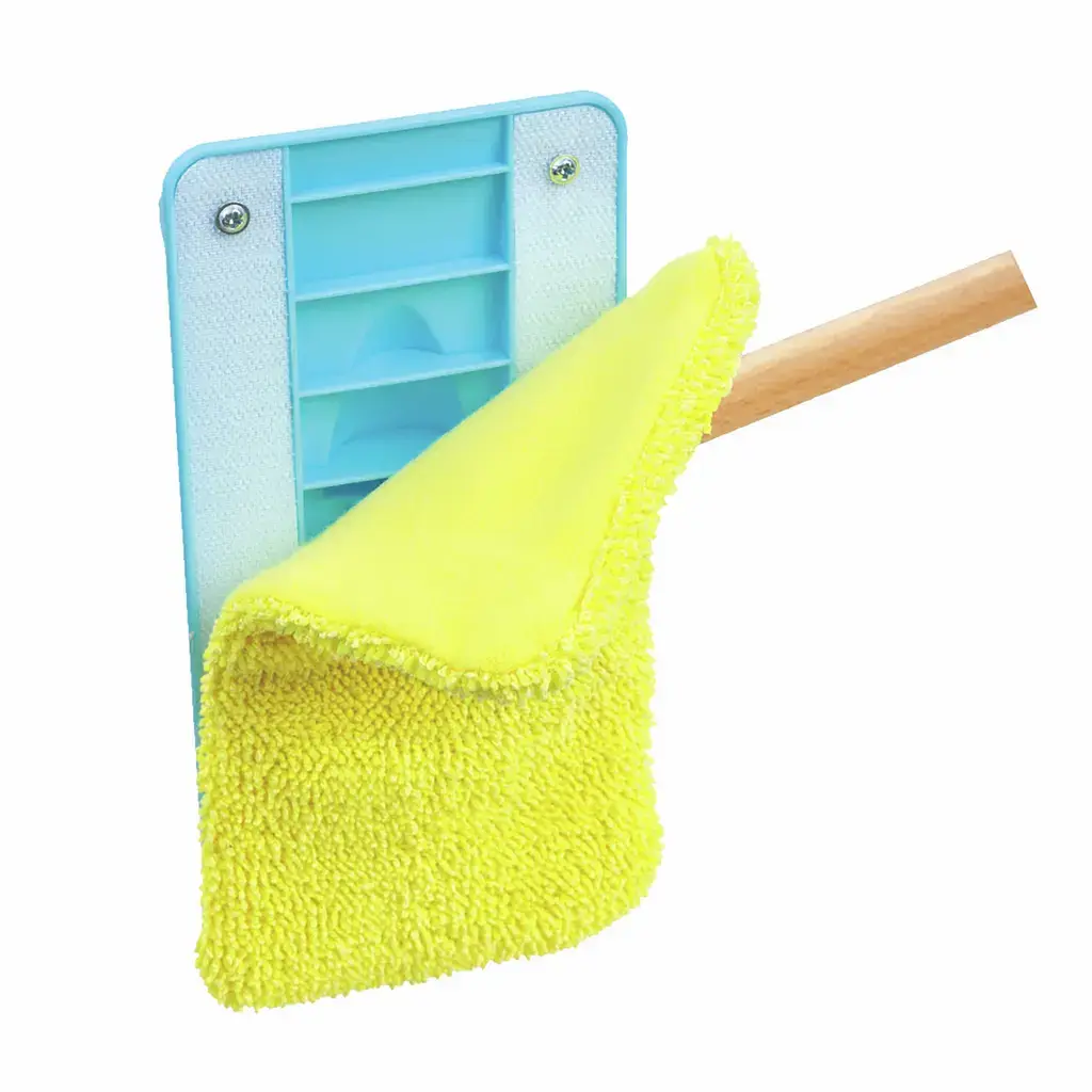 Hape Clean Up Broom Set детская метла с совком Photo 3