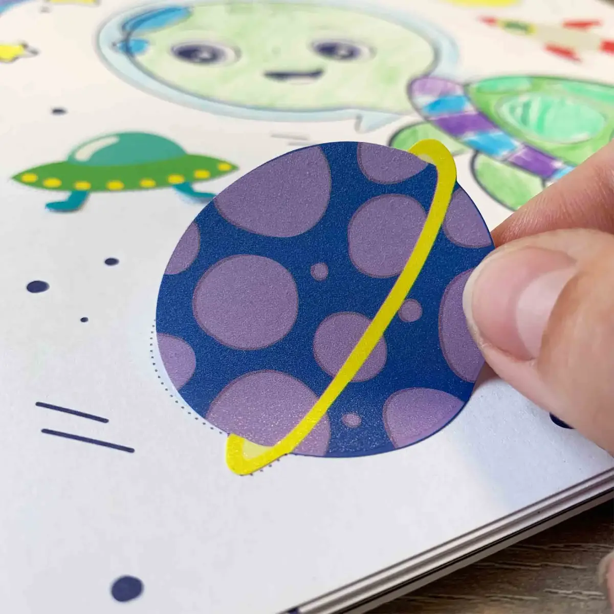 SES Creative Activity krāsojamā grāmata ar spīdumu tumšā 3‑in‑1 Photo 5