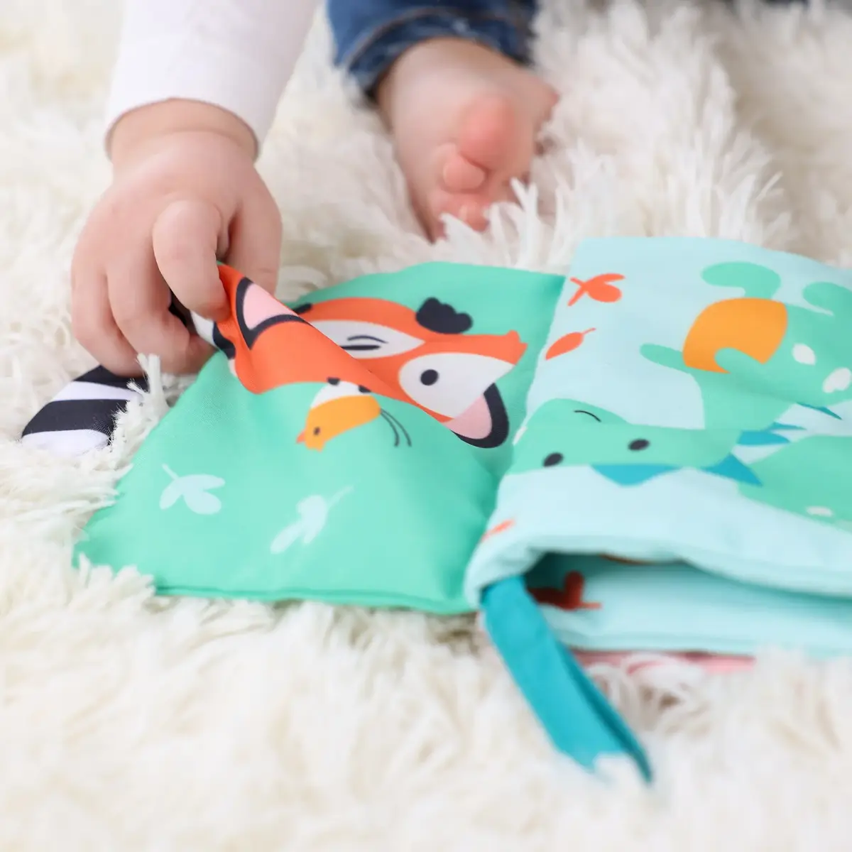 Cloth Sensory Book SES Tiny Talents — Animal Tails Photo 7