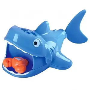 Игровой набор outright games Happy Baby Swim and catch shark — для купания и ловли акулы