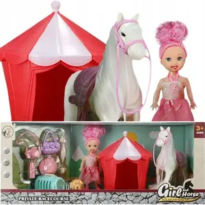 Leļļa Mega Creative LALKA 9 cm ar zirga aksesuāru, iepakojuma izmēri 34×14×11 cm