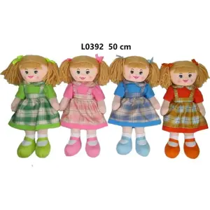 Leļļa Sunday Lalka 50 cm MIX – mīksta ķermeņa rotaļu lelle, 50 cm augsta