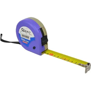 Tape measure GEKO G01410 — 10 m length, steel blade, compact housing