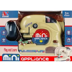 Игрушечная швейная машина Mega Creative 6708A на батарейках с аксессуарами