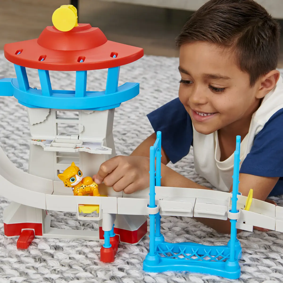 PAW Patrol Adventure Bay Lookout Tower playset Photo 3
