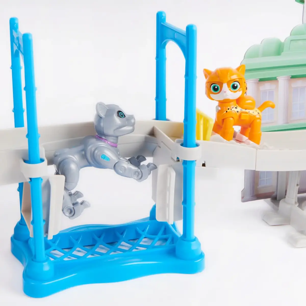 PAW Patrol Adventure Bay Lookout Tower playset Photo 5