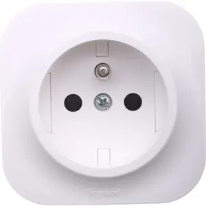Розетка с заземлением Legrand 16A 250V белая (модель 782417)